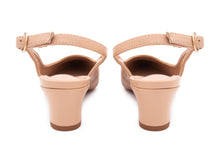 DOROTHY BEIGE