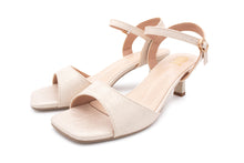 GENESIS BEIGE