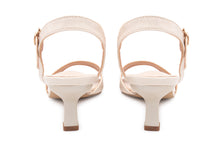 GENESIS BEIGE