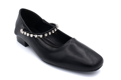 PETULA BLACK
