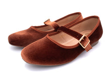 POPPY BROWN